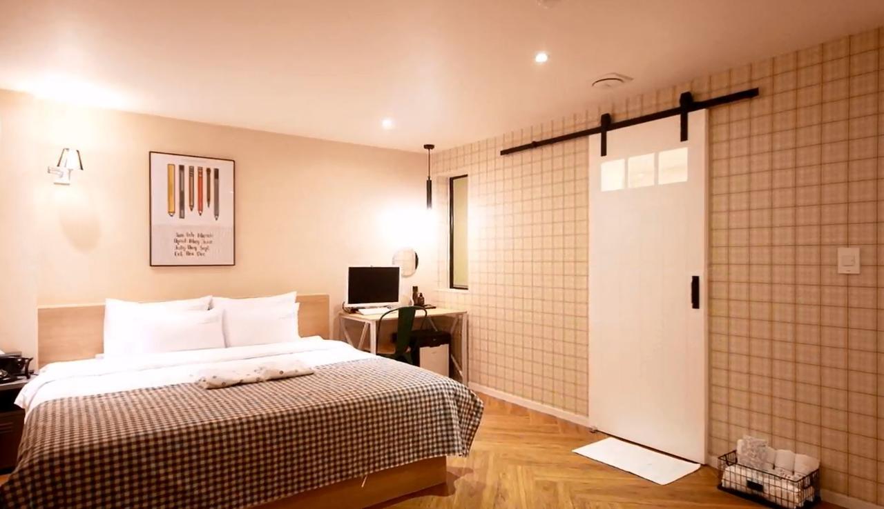 Vins 70 Hotel Пусан Экстерьер фото