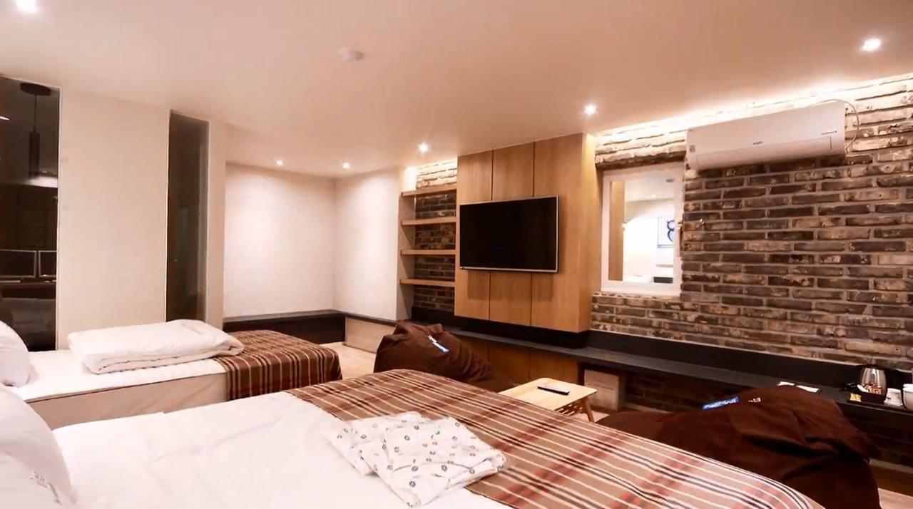 Vins 70 Hotel Пусан Экстерьер фото